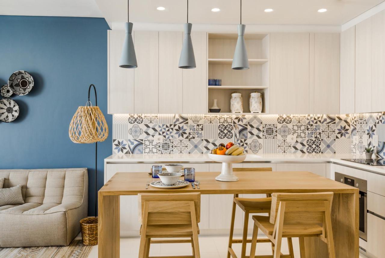 Cloud 7 Residences Ayla Akaba Kültér fotó A modern kitchen