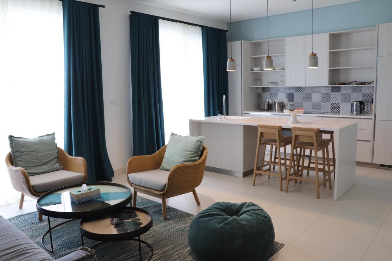 Cloud 7 Residences Ayla Akaba Kültér fotó A 3D rendering of a living room