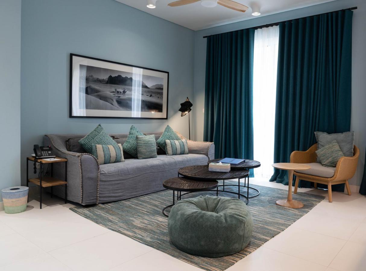 Cloud 7 Residences Ayla Akaba Kültér fotó A living room
