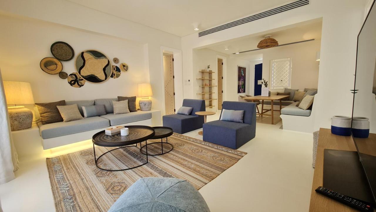 Cloud 7 Residences Ayla Akaba Kültér fotó Interior of a suite at the resort